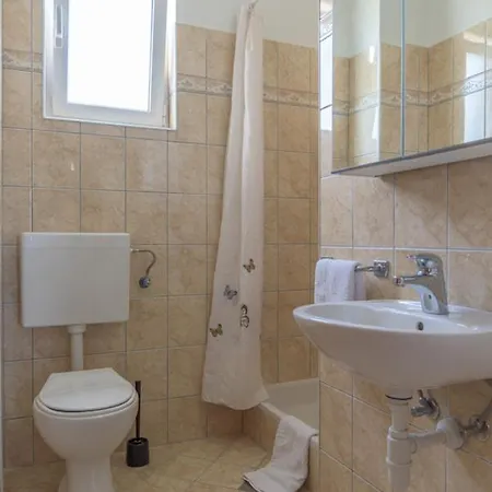 Rasin Apartments * Pakoštane