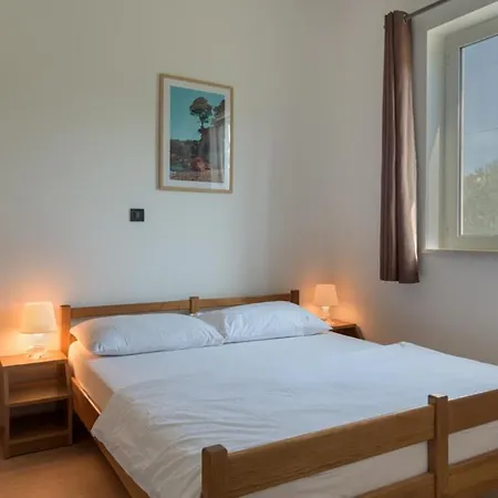 Rasin Apartments Pakoštane