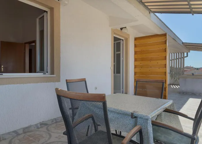 Rasin פאקוסטאן