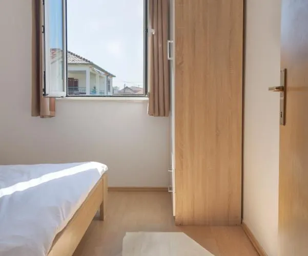 דירה Rasin פאקוסטאן