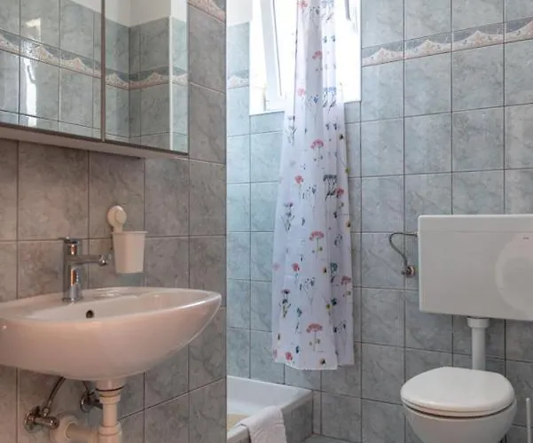 Rasin Apartments Lägenhet