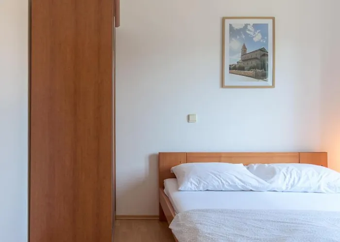 Rasin 아파트 파코스탄